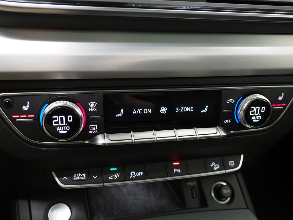 Audi Q5 55 TFSI e quattro Competition 72