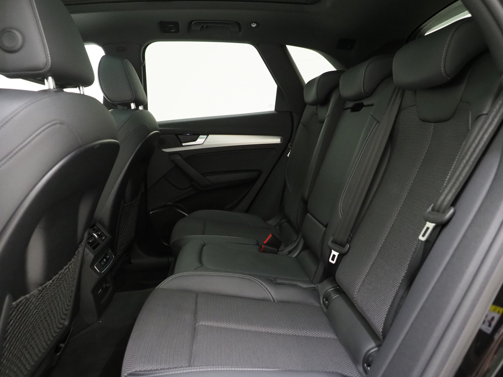 Audi Q5 55 TFSI e quattro Competition 77