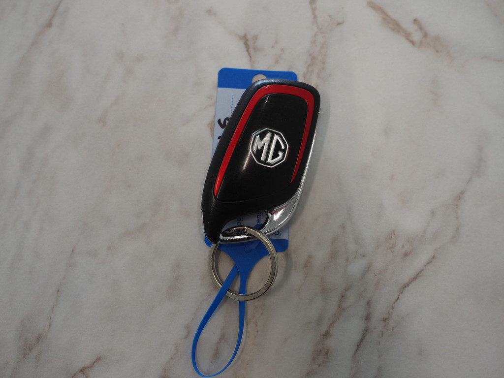 MG EHS 1.5 TGDI Luxury 7