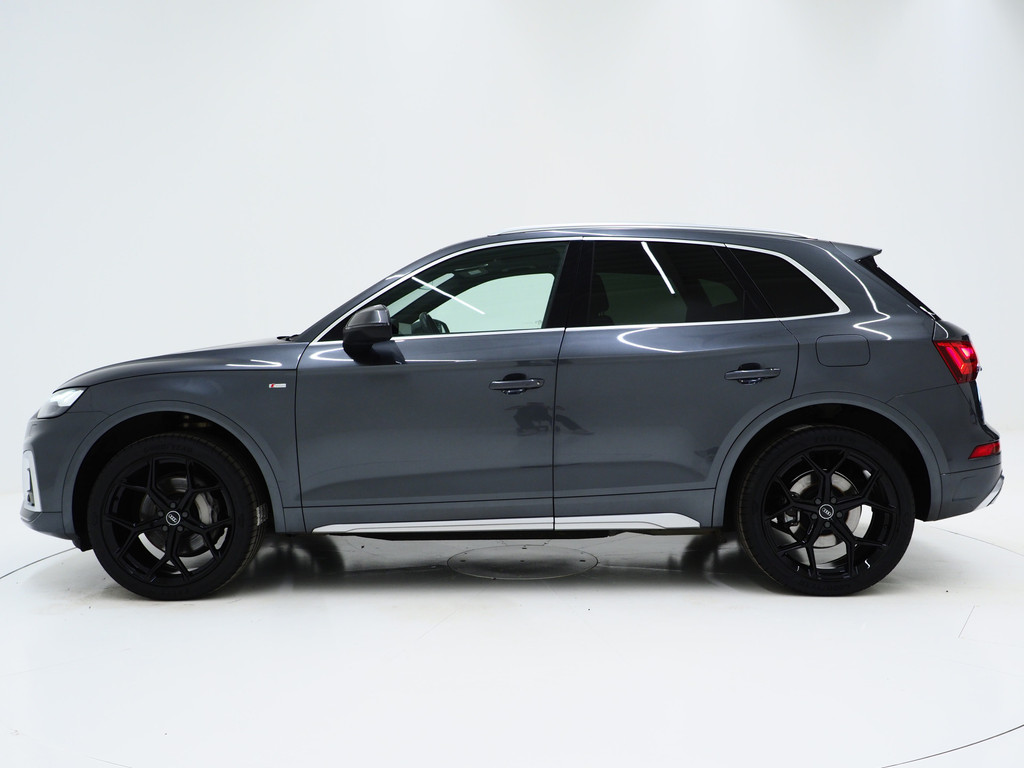 Audi Q5 55 TFSI e quattro Competition 1