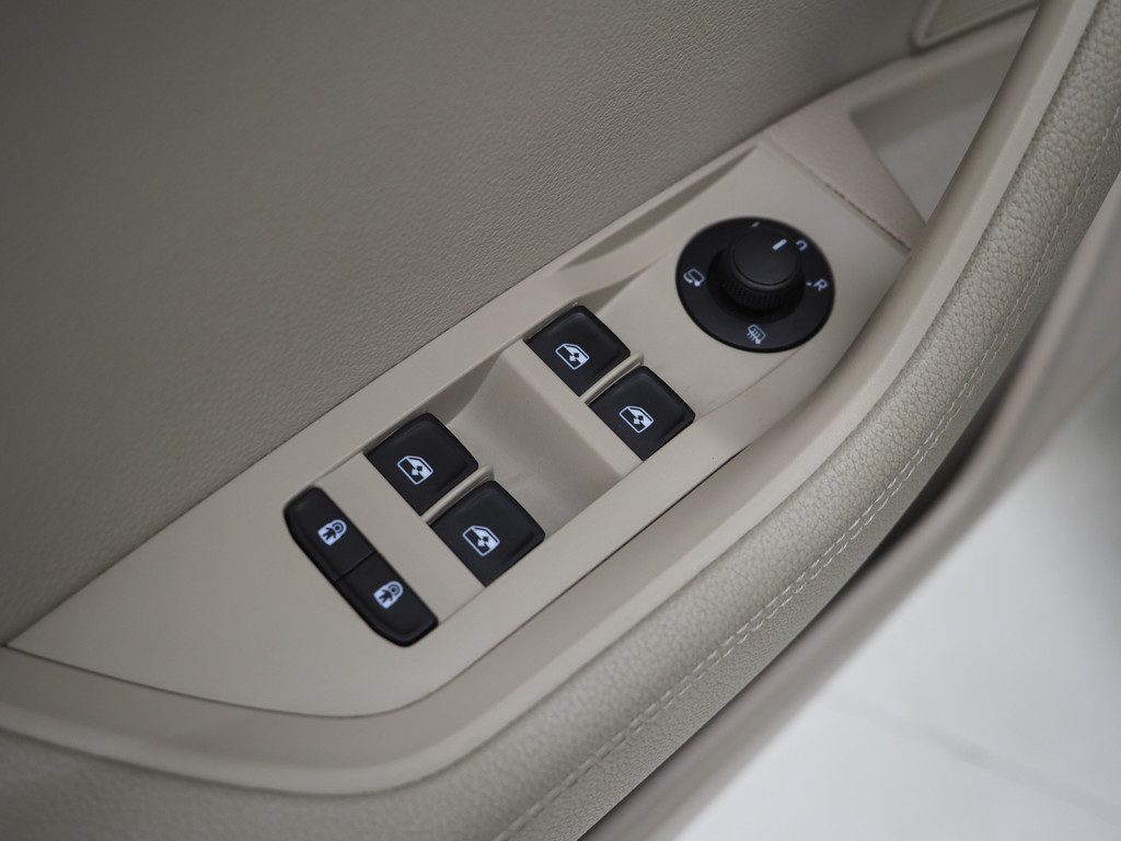Škoda Superb Combi 1.4 TSI iV 218PK 18
