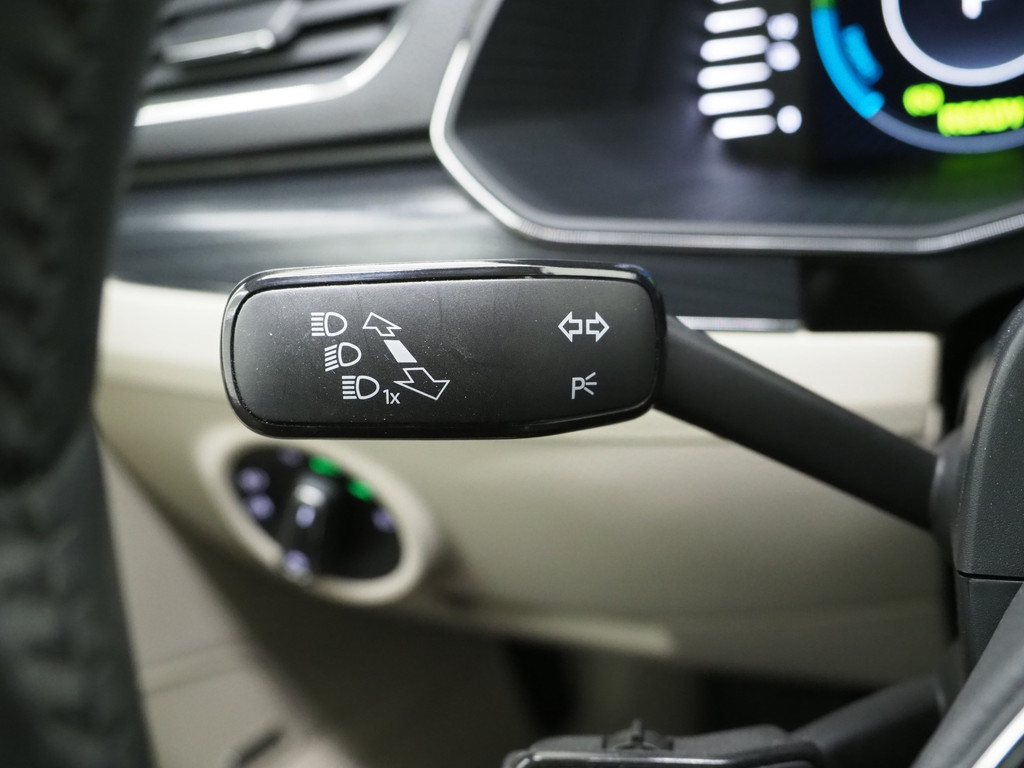Škoda Superb Combi 1.4 TSI iV 218PK 22