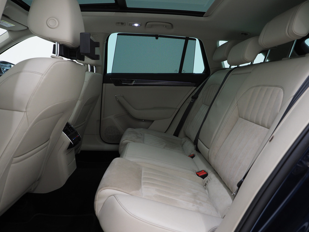 Škoda Superb Combi 1.4 TSI iV 218PK 90
