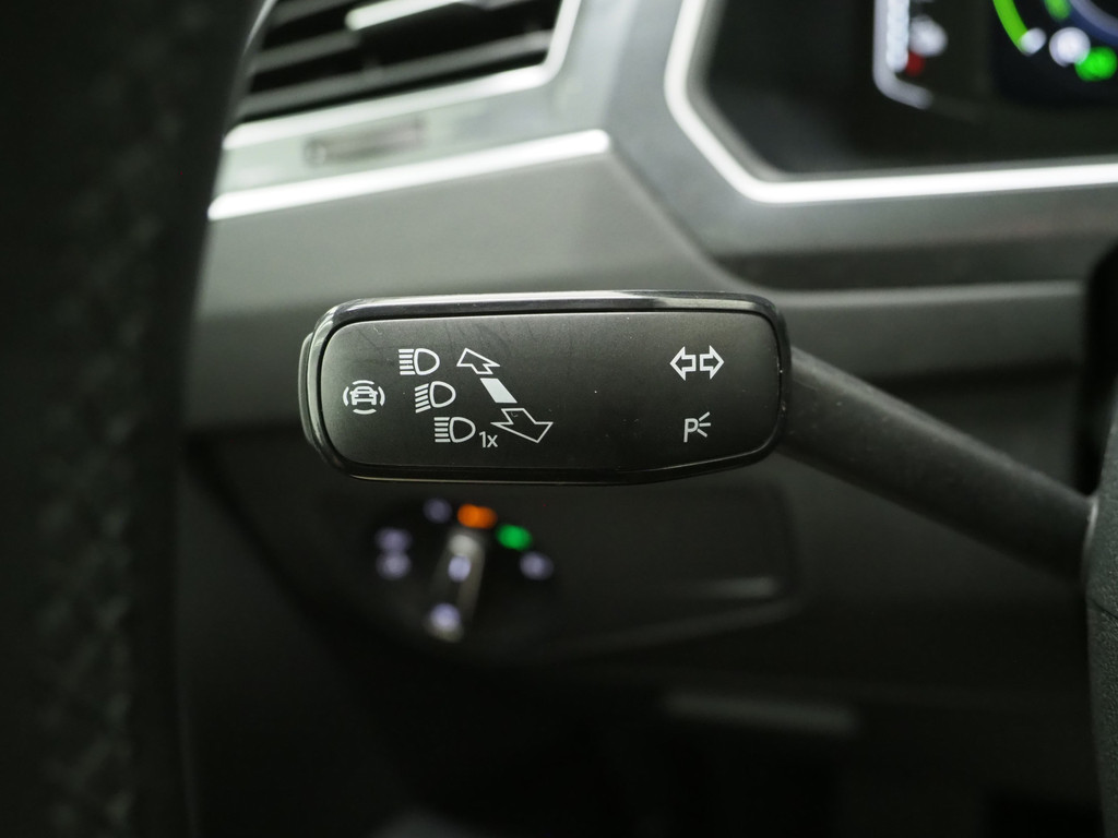 Volkswagen Tiguan 1.4 TSI eHybrid Elegance 59