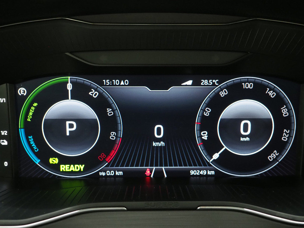 Škoda Superb Combi 1.4 TSI iV 218PK 26