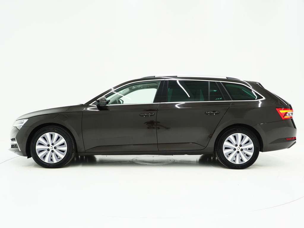 Škoda Superb Combi 1.4 TSI iV 218PK 47