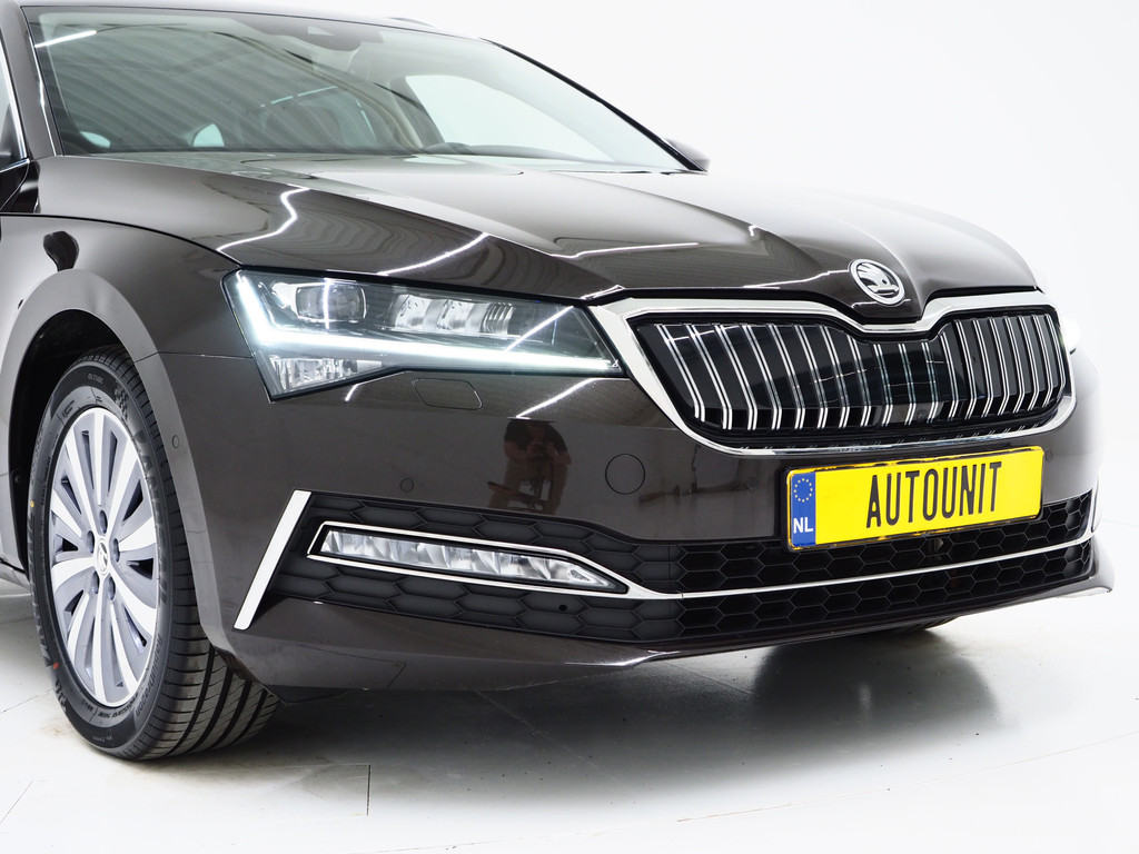 Škoda Superb Combi 1.4 TSI iV 218PK 57