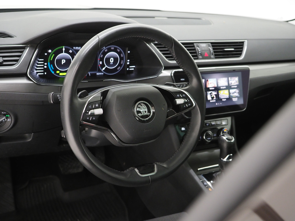 Škoda Superb Combi 1.4 TSI iV 218PK 63