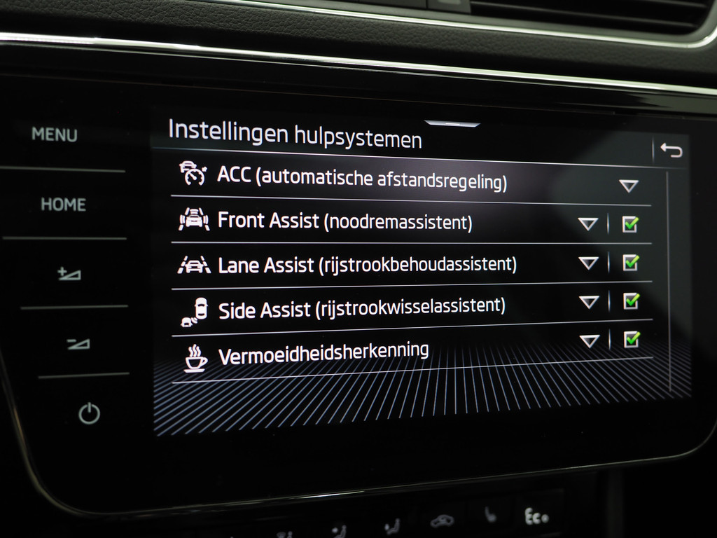 Škoda Superb Combi 1.4 TSI iV 218PK 77