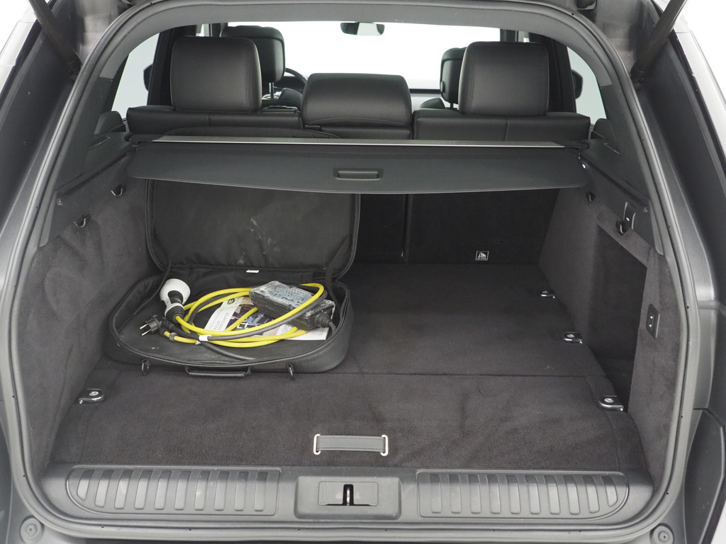 Land Rover Range Rover Sport P400e HSE 37
