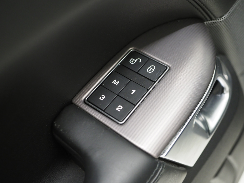 Land Rover Range Rover Sport P400e HSE 59