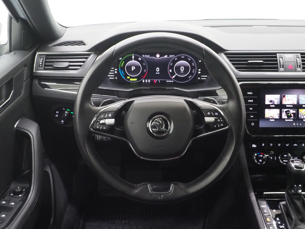 Škoda Superb Combi 1.4 TSI iV Laurin & Klement 41