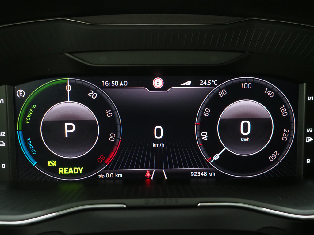 Škoda Superb Combi 1.4 TSI iV Laurin & Klement 74