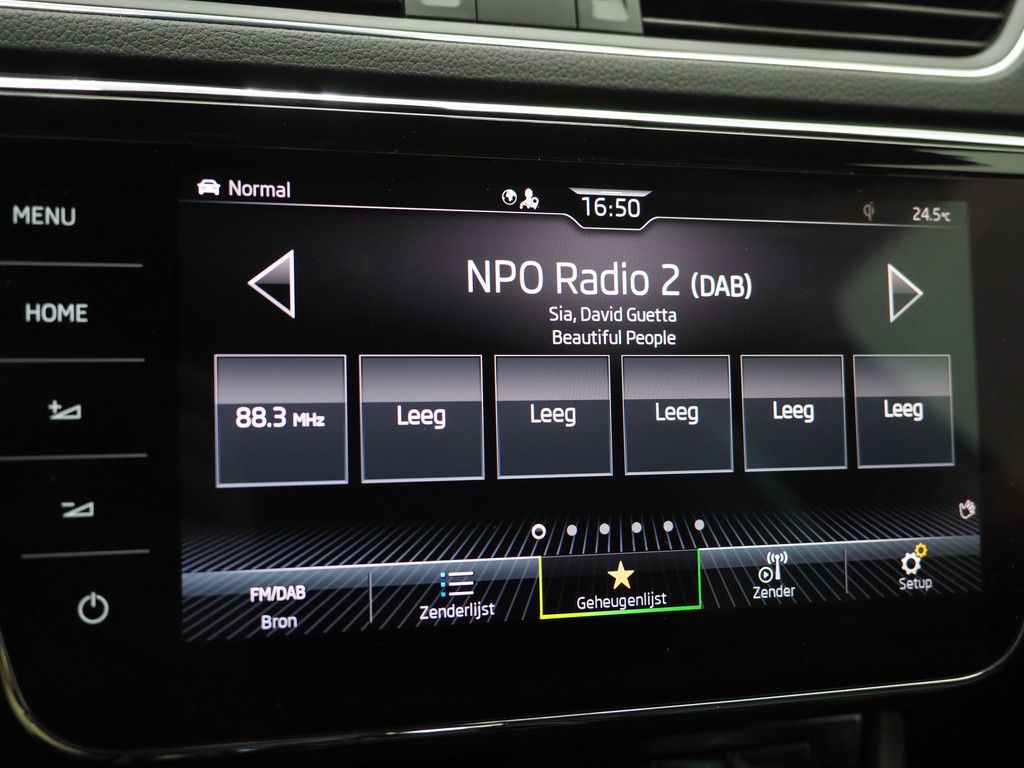 Škoda Superb Combi 1.4 TSI iV Laurin & Klement 75