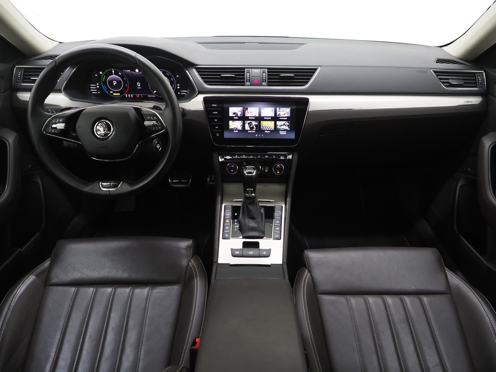 Škoda Superb Combi 1.4 TSI iV Laurin & Klement 4