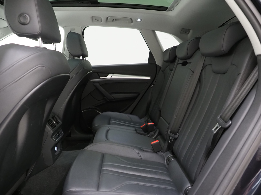 Audi Q5 50 TFSI e Quattro 299PK 35