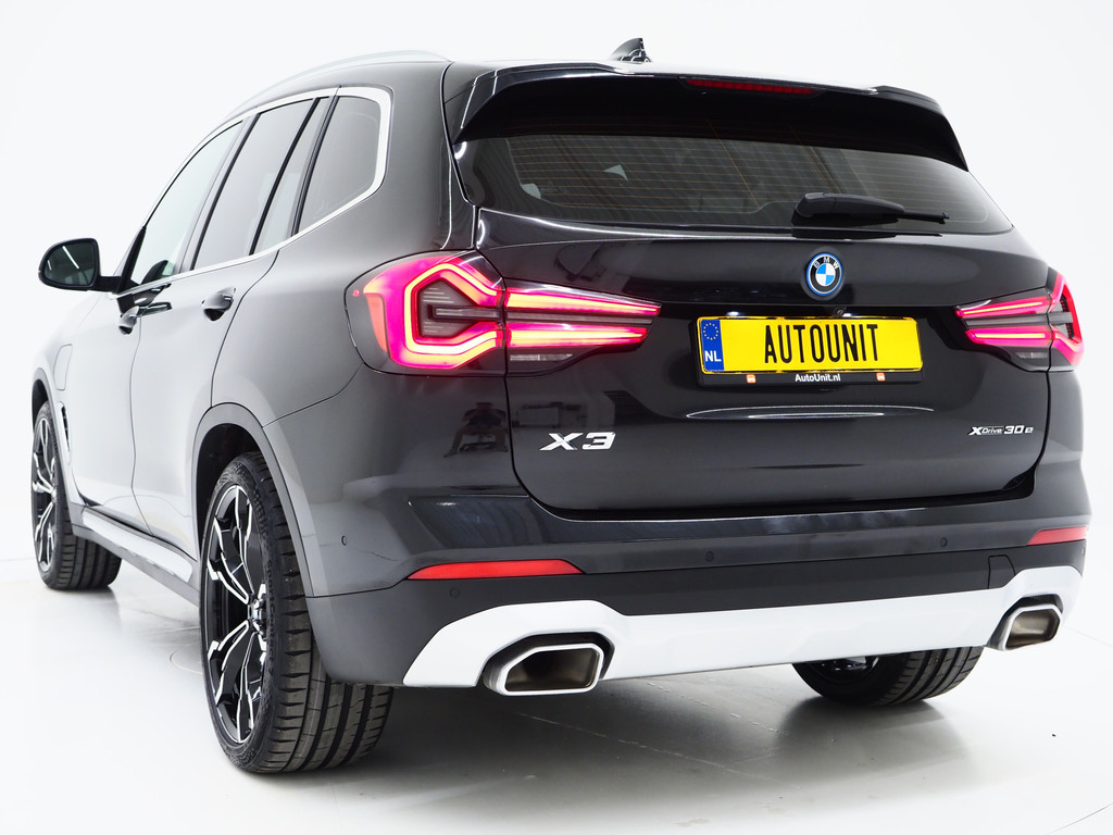 BMW X3 xDrive30e LCI 292PK 2