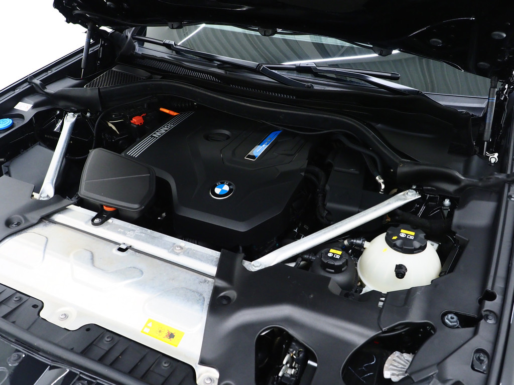 BMW X3 xDrive30e LCI 292PK 6