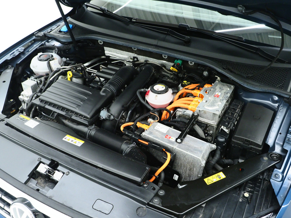 Volkswagen Passat Variant 1.4 TSI PHEV GTE R-Line 6