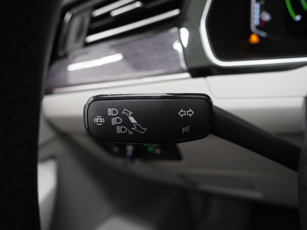 Volkswagen Passat Variant 1.4 TSI PHEV GTE R-Line 68