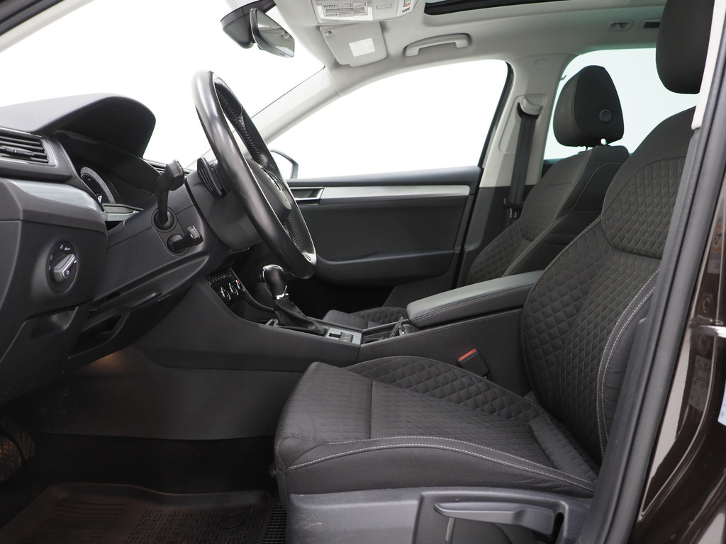Škoda Superb Combi 1.4 TSI iV 218PK 15