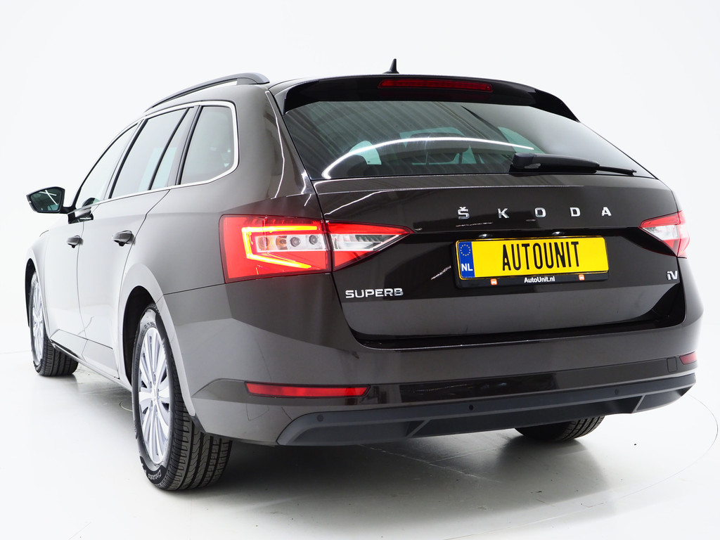 Škoda Superb Combi 1.4 TSI iV 218PK 2