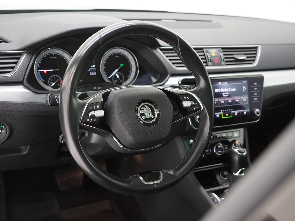 Škoda Superb Combi 1.4 TSI iV 218PK 57