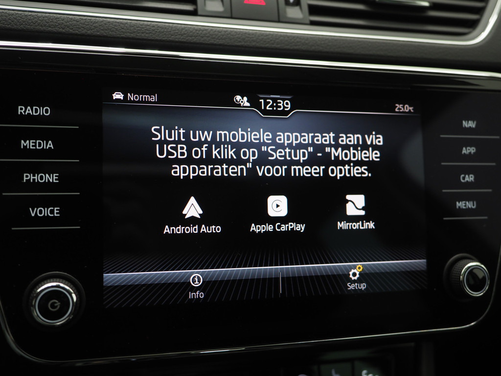 Škoda Superb Combi 1.4 TSI iV 218PK 69