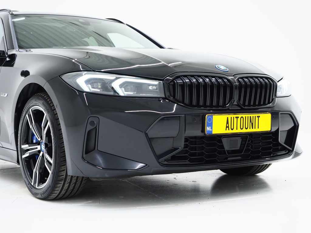 BMW 3 Serie Touring 330e M-Sport Pro LCI 11