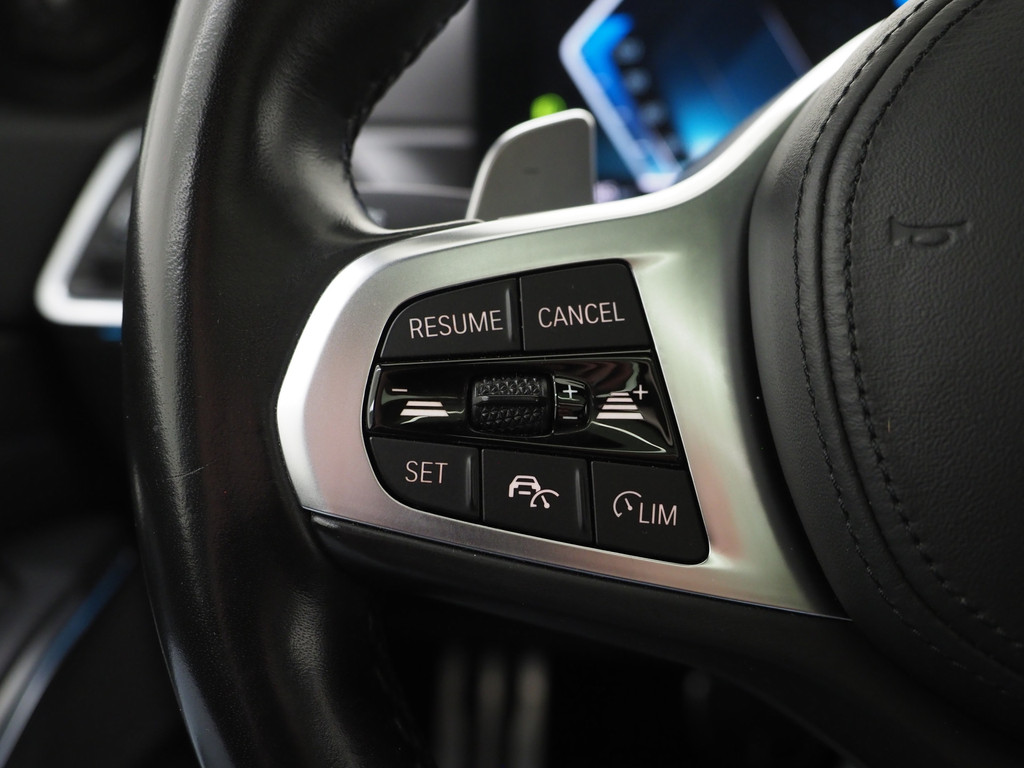 BMW 3 Serie Touring 330e M-Sport Pro LCI 23