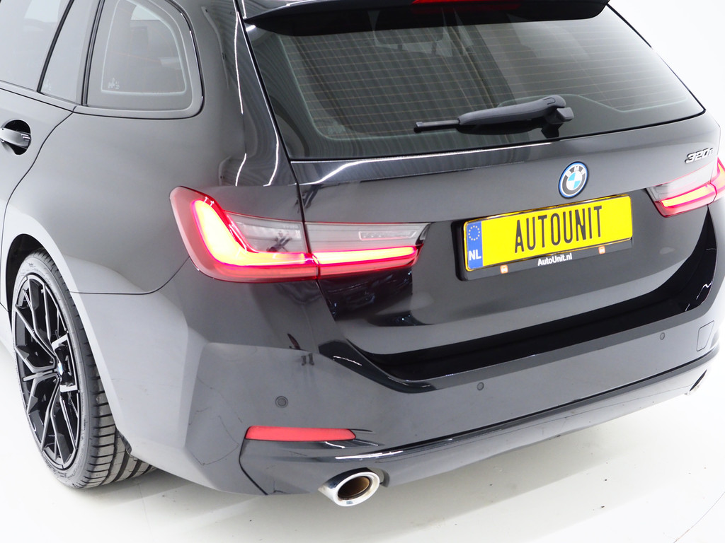 BMW 3 Serie Touring 320e LCI Shadow Line 12