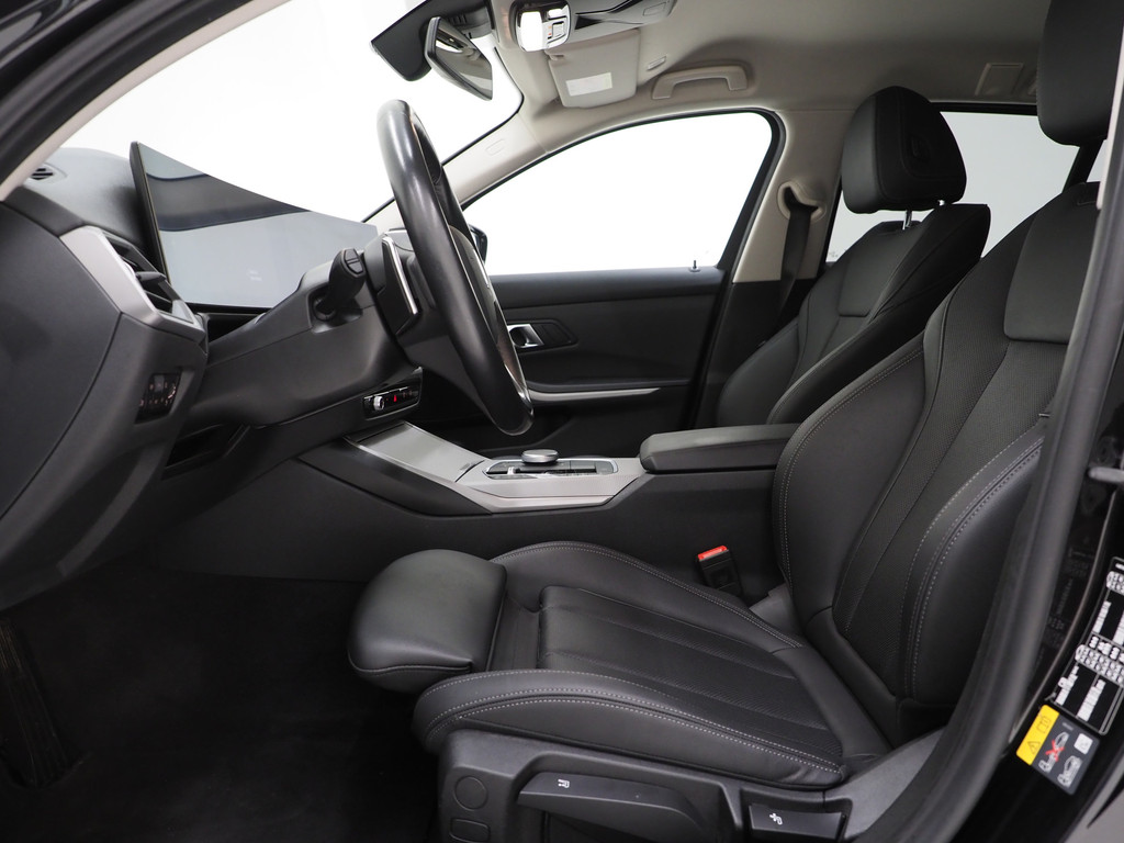 BMW 3 Serie Touring 320e LCI Shadow Line 14