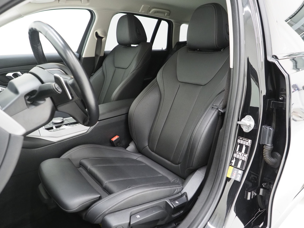 BMW 3 Serie Touring 320e LCI Shadow Line 3