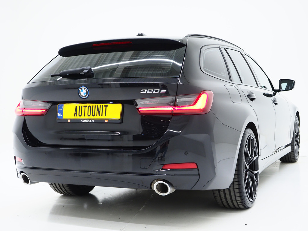 BMW 3 Serie Touring 320e LCI Shadow Line 8