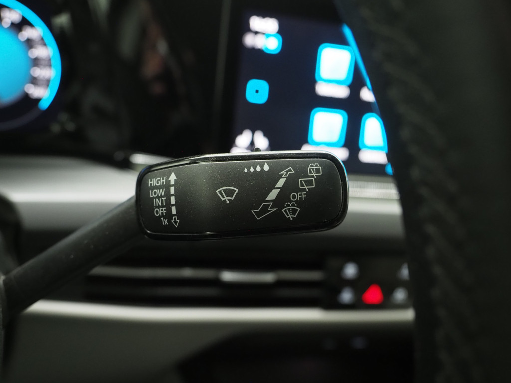Volkswagen Golf 1.4 eHybrid Style 204PK 24
