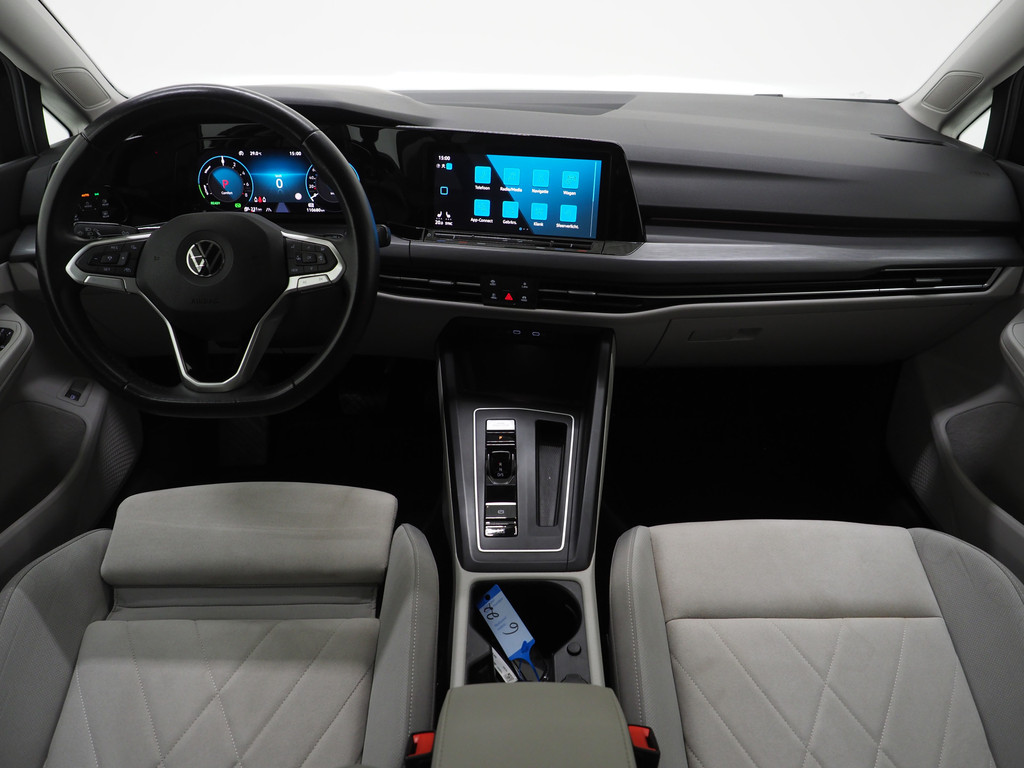 Volkswagen Golf 1.4 eHybrid Style 204PK 4