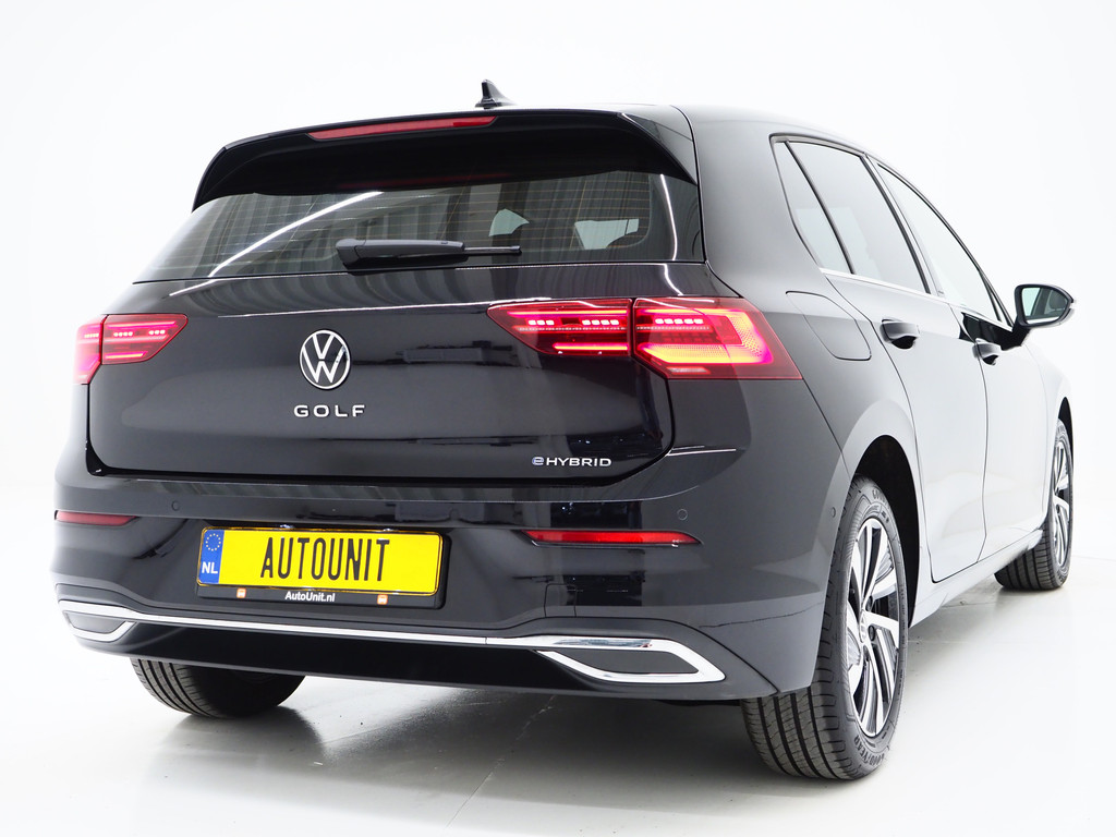 Volkswagen Golf 1.4 eHybrid Style 204PK 50