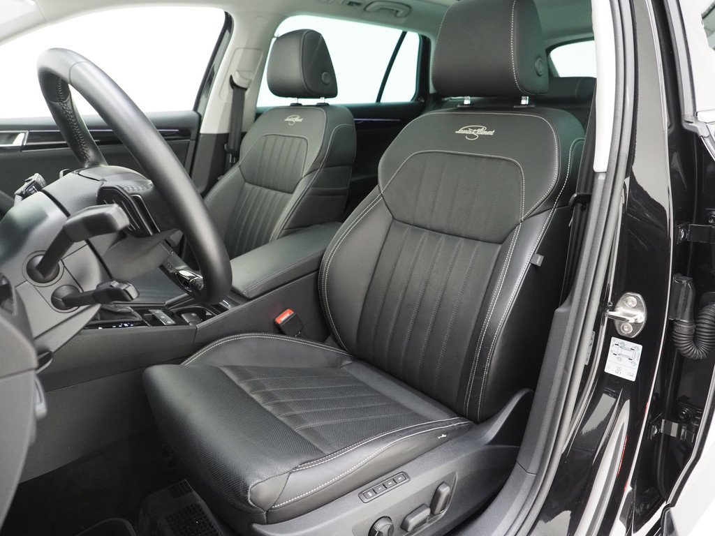 Škoda Superb Combi 1.4 TSI iV Laurin & Klement 49