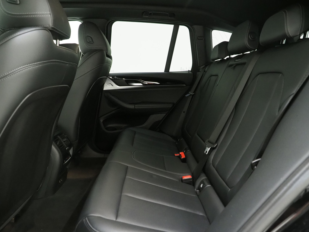 BMW X3 xDrive30e LCI 292PK 32