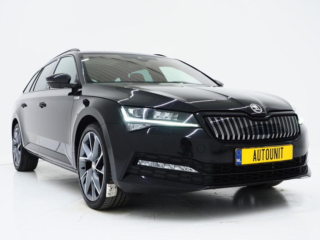 Škoda Superb Combi 1.4 TSI iV Sportline 218PK 10