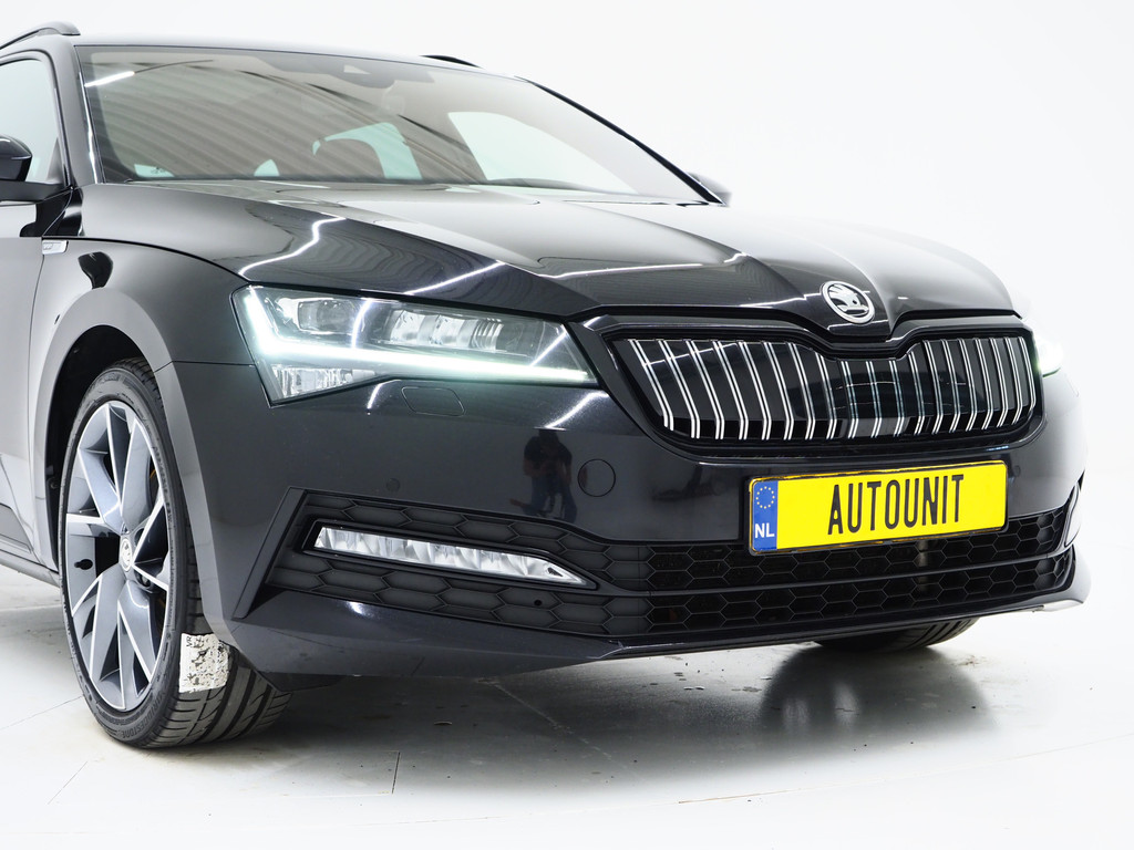 Škoda Superb Combi 1.4 TSI iV Sportline 218PK 11