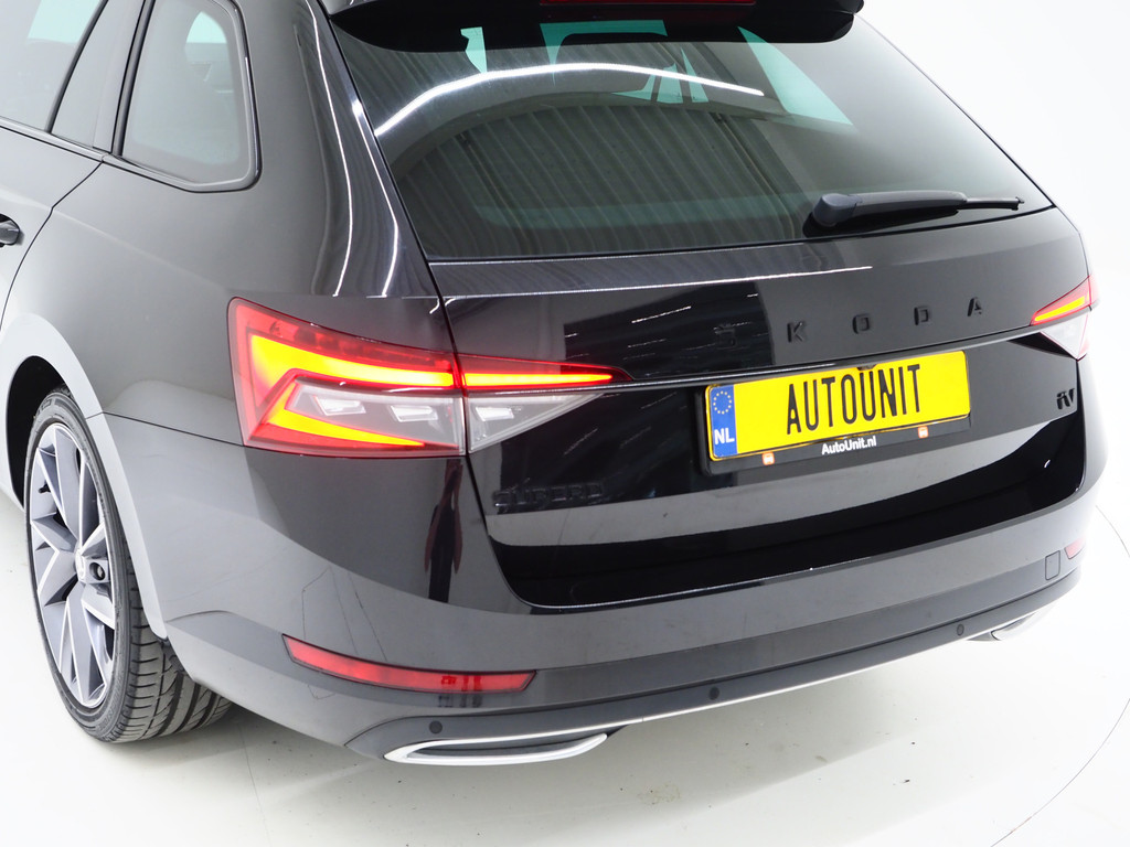 Škoda Superb Combi 1.4 TSI iV Sportline 218PK 13