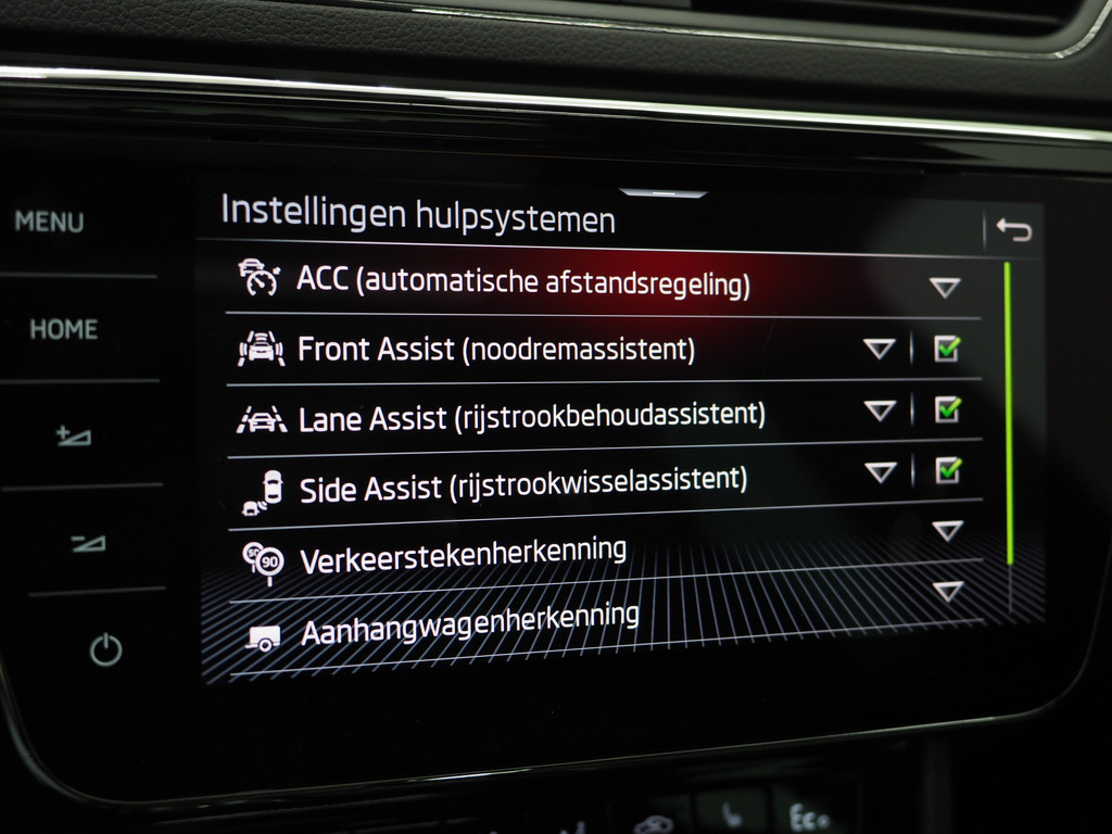 Škoda Superb Combi 1.4 TSI iV Sportline 218PK 33