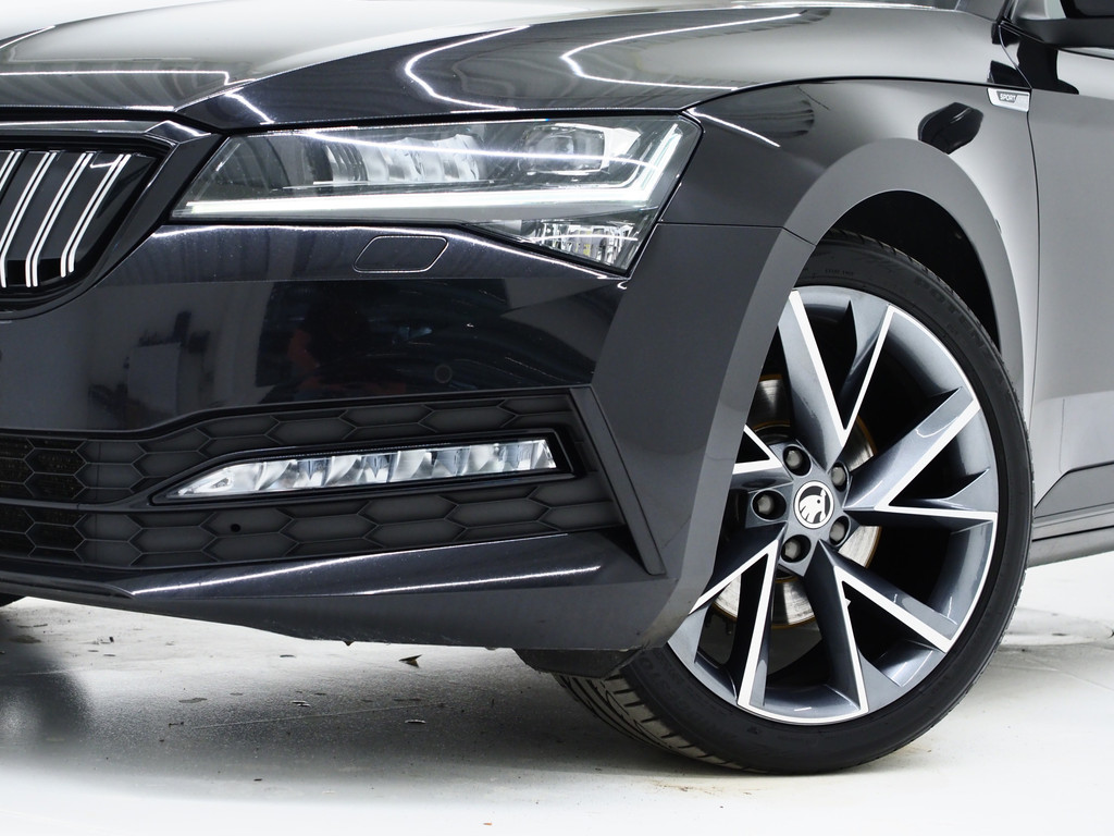 Škoda Superb Combi 1.4 TSI iV Sportline 218PK 5