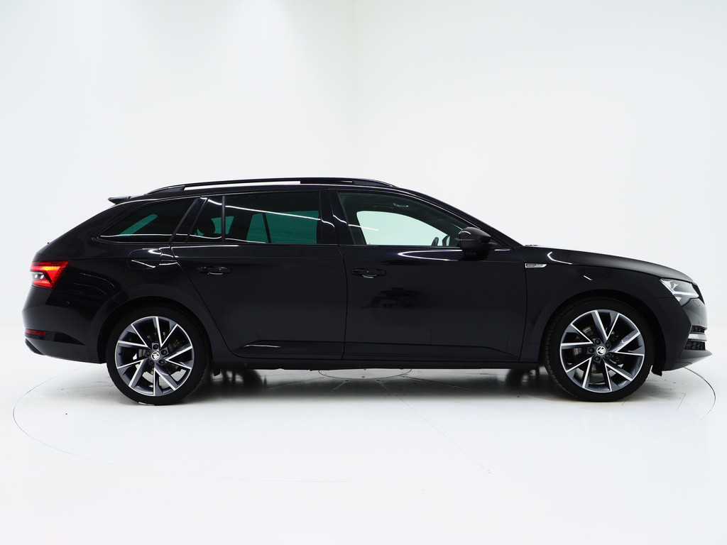 Škoda Superb Combi 1.4 TSI iV Sportline 218PK 9