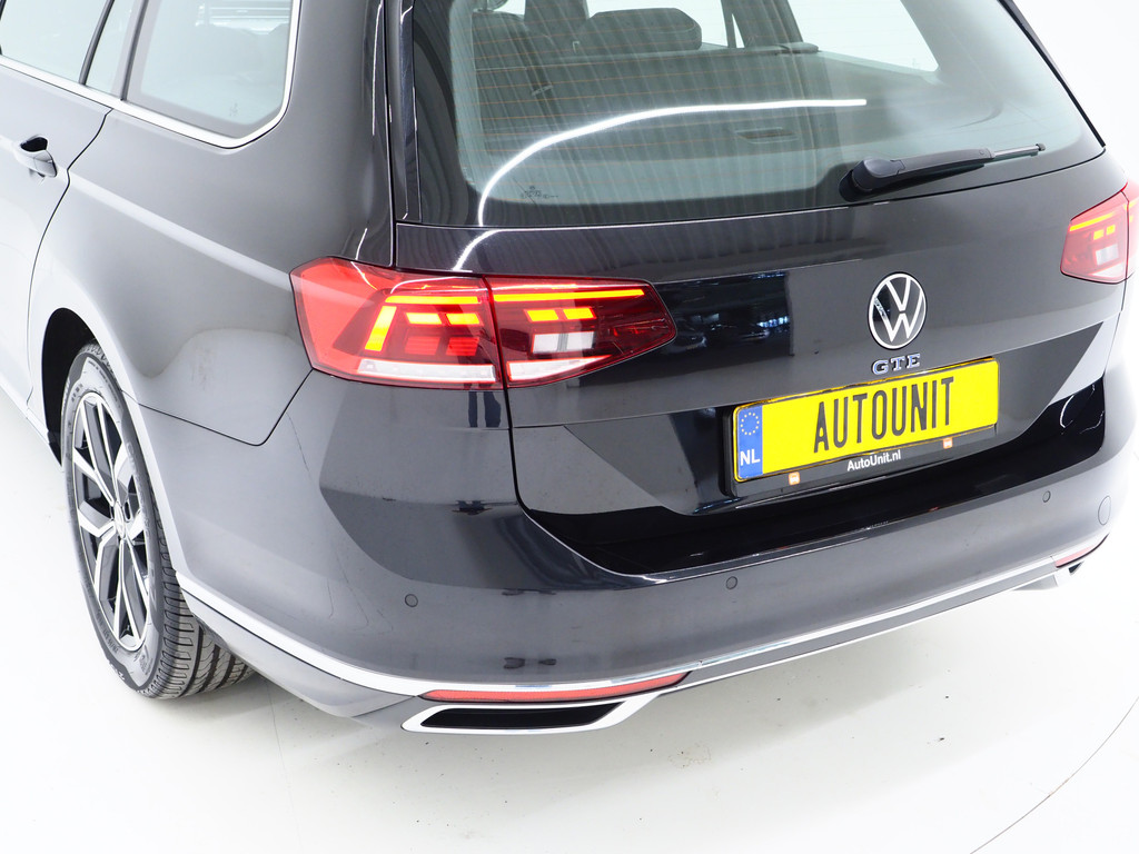 Volkswagen Passat Variant 1.4 TSI PHEV GTE 13