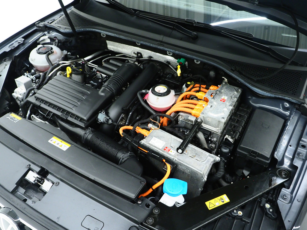 Volkswagen Passat Variant 1.4 TSI PHEV GTE 6