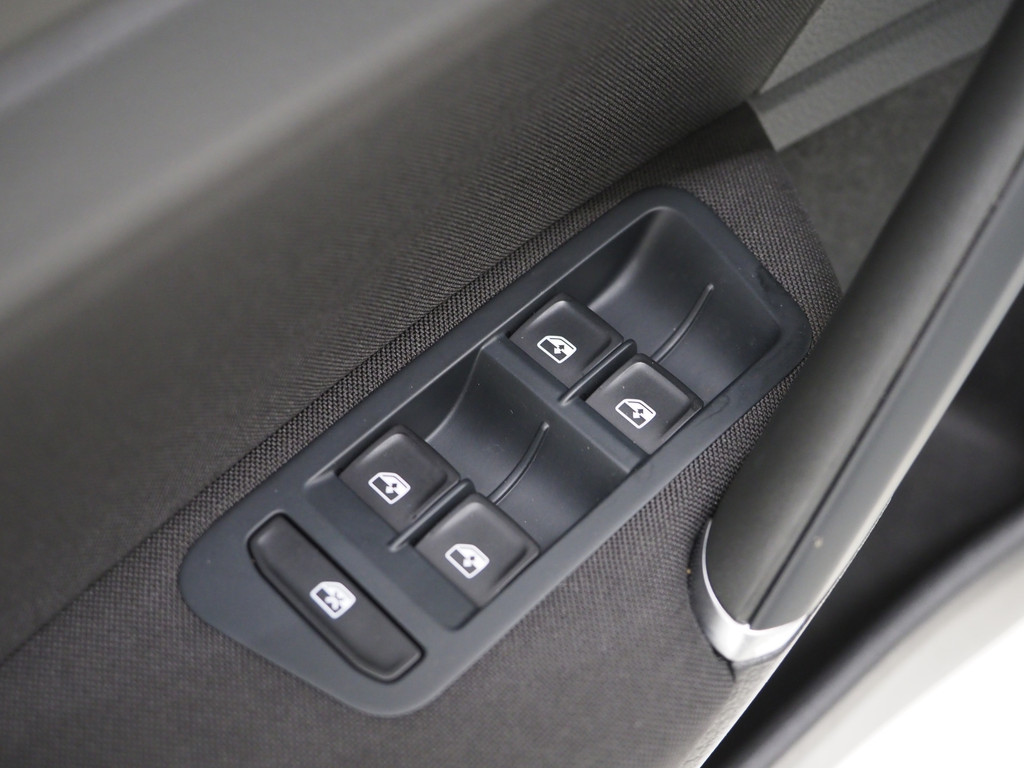 Volkswagen GOLF Variant 1.0 TSI 17
