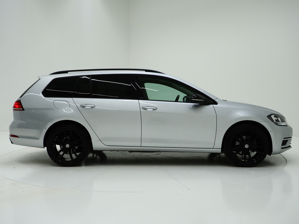 Volkswagen GOLF Variant 1.0 TSI 44