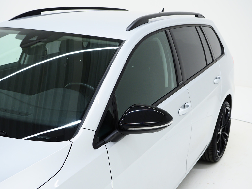 Volkswagen GOLF Variant 1.0 TSI 46